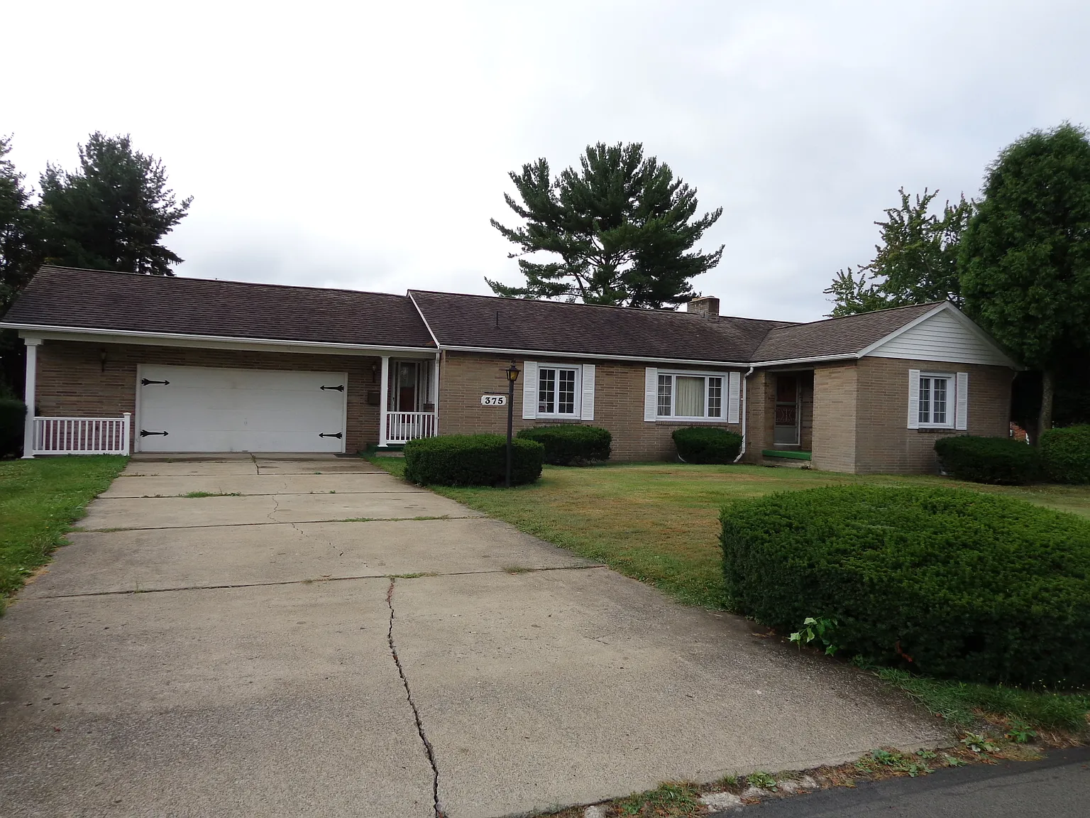 375 Koehler Dr photo 1