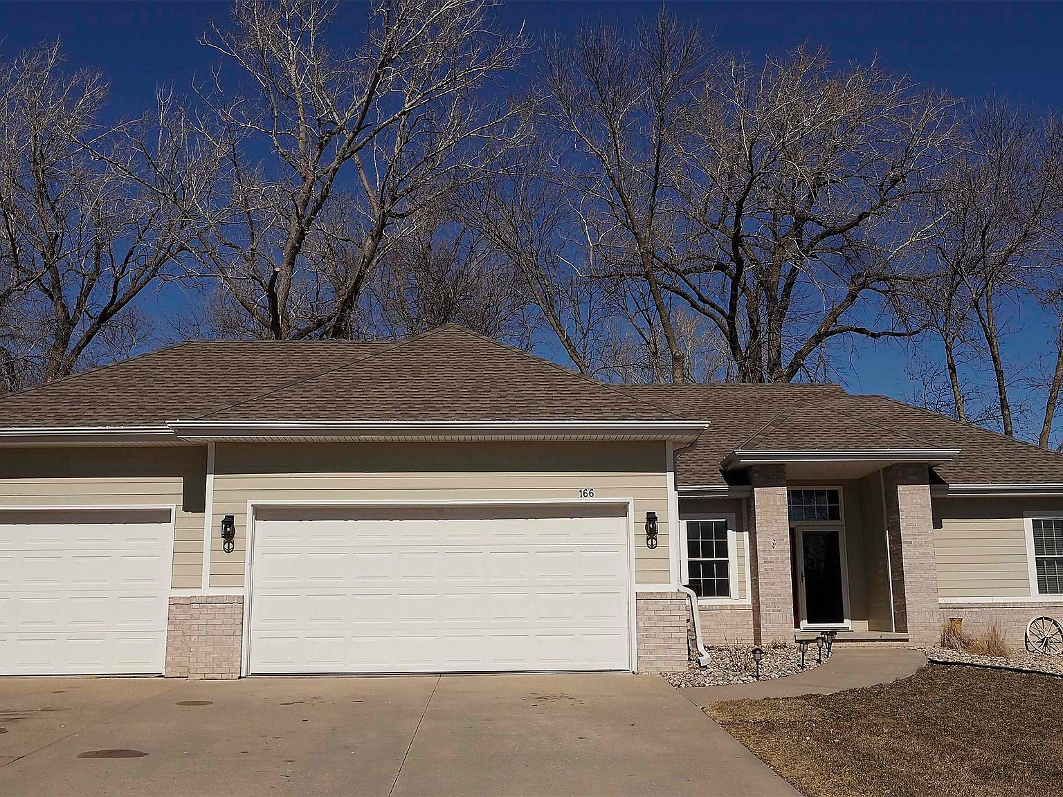 166 Windflower Bnd, Dakota Dunes, SD 57049 Zillow