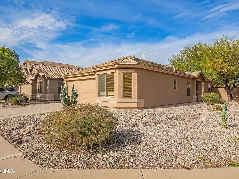 42346 W Sunland Dr — Photo 5