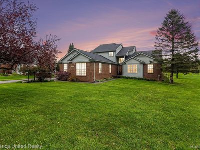 1390 Courtney Ct, Hartland, MI, 48353