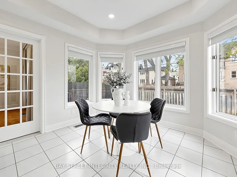 280 Kingsdale Ave — Photo 12