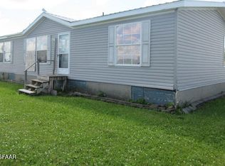 106 Brisbane Ln, Emerado, ND 58228