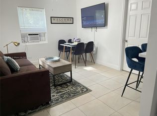 1040 SW 28th St #1, Fort Lauderdale, FL 33315