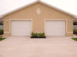 2139 SW 8th Pl, Cape Coral, FL 33991