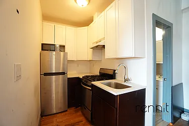 Rented by Rennit Inc.