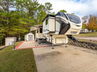 W Boat Dock Rd, Omaha, AR 72662