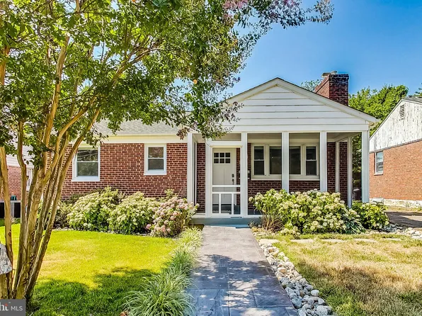 1906 Alberti Dr, Silver Spring, MD 20902