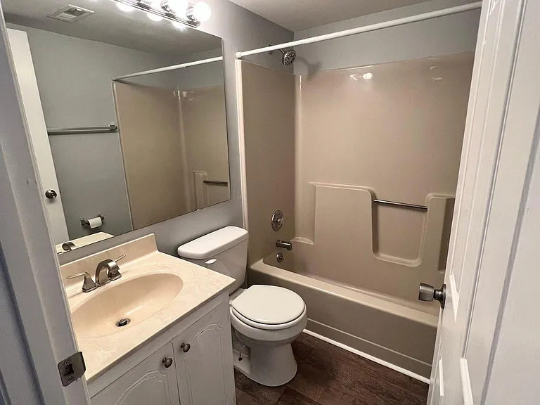 651 Green Jade Dr #J — Photo 14