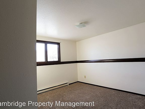 5th image of 1811 Continental Dr #8464597