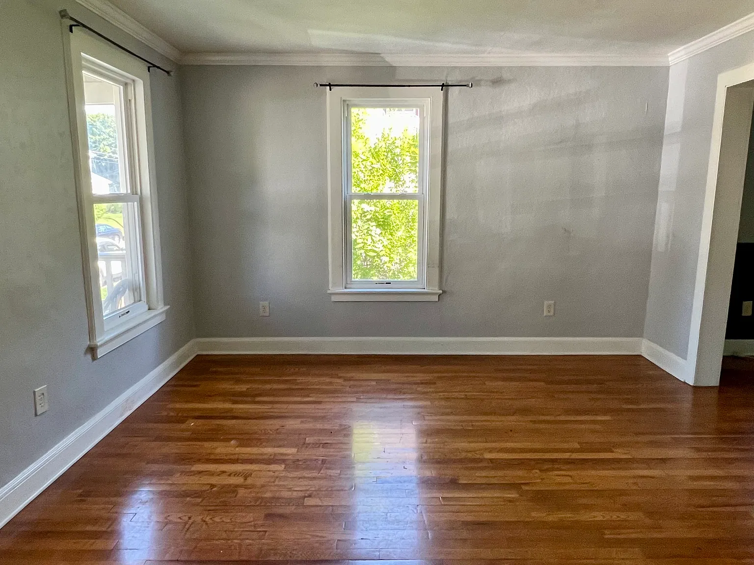 3 bed, 1280 sqft, $1,900 — Photo 3