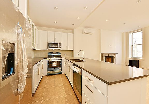 4th image of 244 E 86th St APT 21