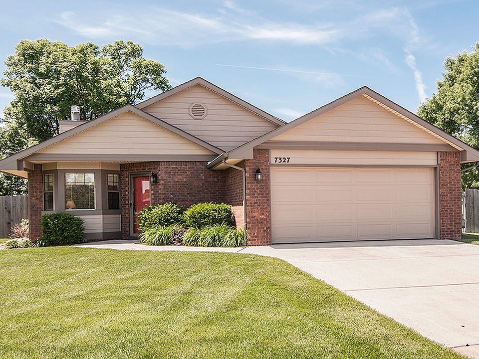 Great curb appeal!