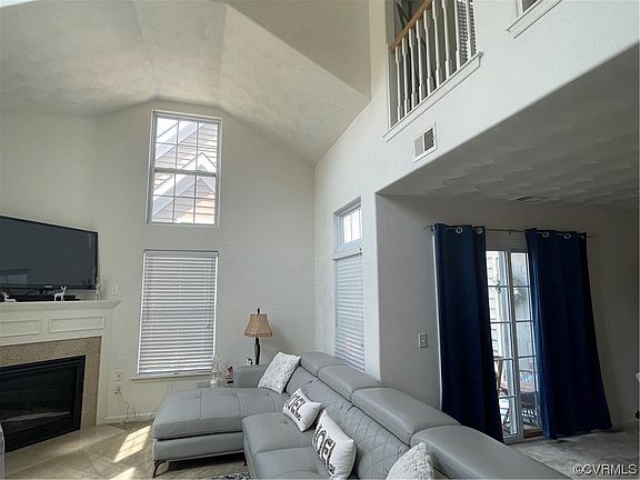 4th image of 2421 Prince Andrew Ct #23