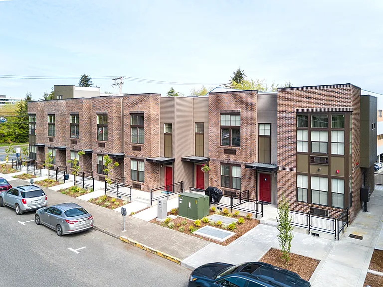 Campus Lofts — Photo 10