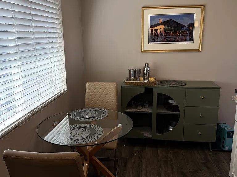 Breakfast Nook