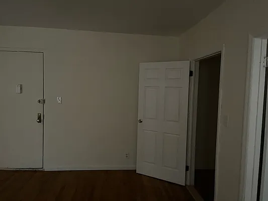 Rented by AS Management | media 13