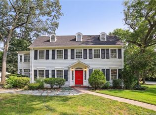 9 Laurel Rd, Hamden, CT 06517