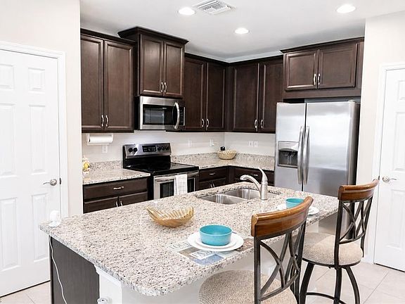 5th image of 3763 Crofton CT