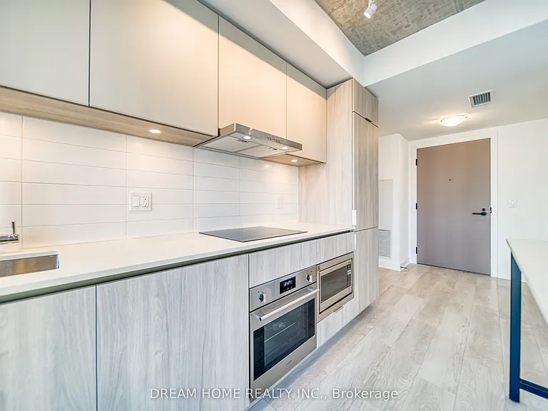 47 Mutual St #1004 — Photo 13