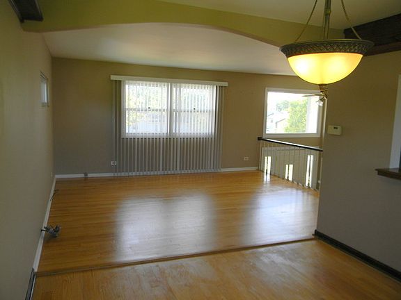 5th image of 1490 Port Arthur Ct