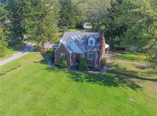 4390 Middle Rd, Allison Park, PA 15101