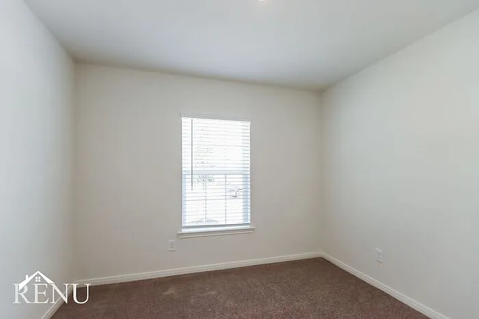 10506 Sweetwater Creek Dr — Photo 12