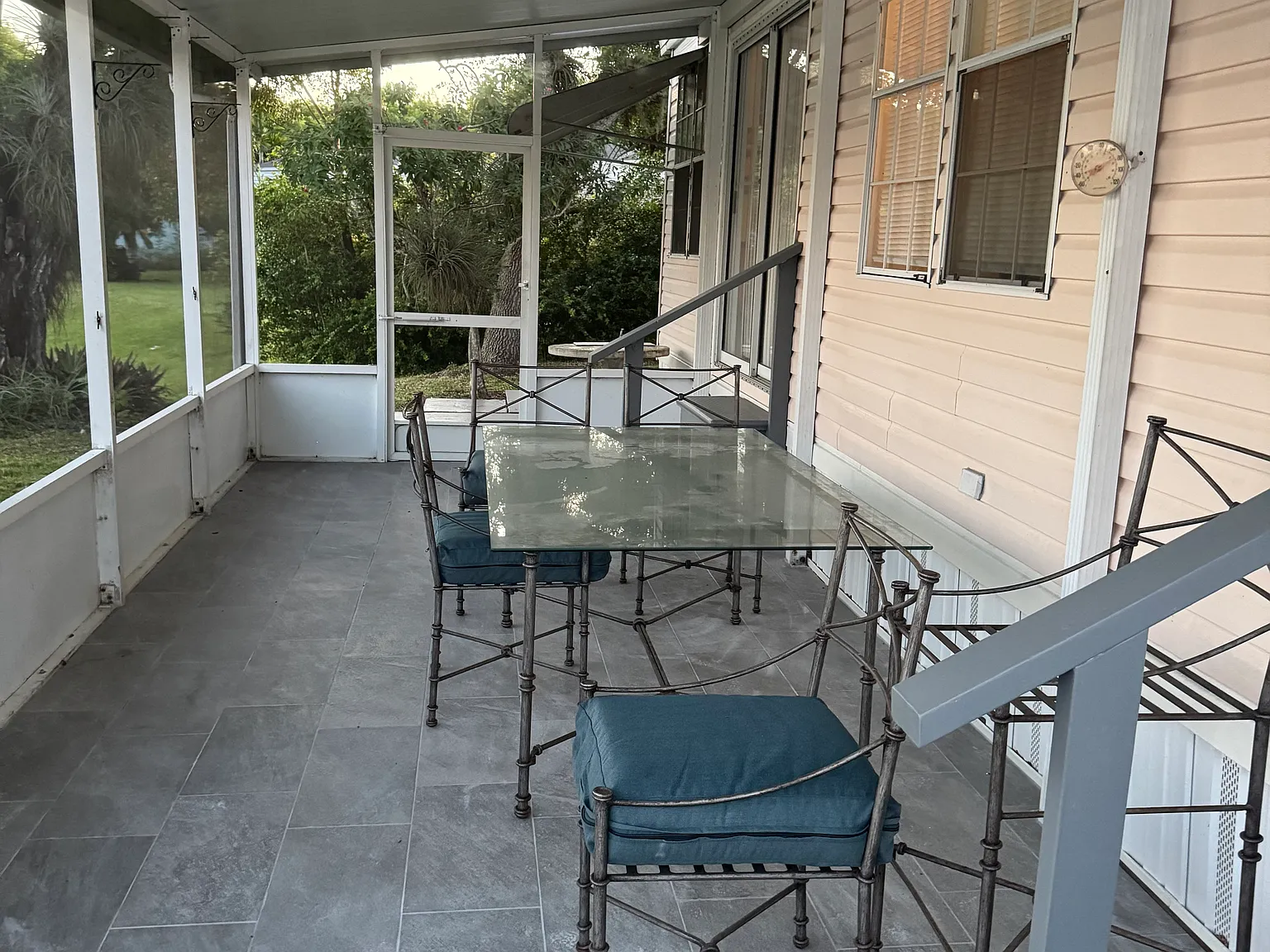 2 bed, 850 sqft, $3,000 — Photo 4
