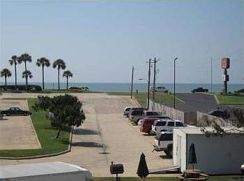 5th image of 6102 Seawall Blvd #190