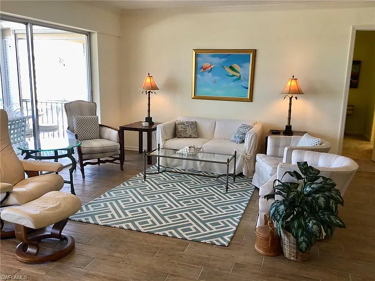 2600 Gulf Shore Blvd N #64 — Photo 4
