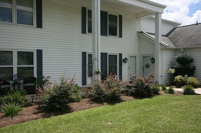 2nd image of 1038 N Guignard Dr #Dr6
