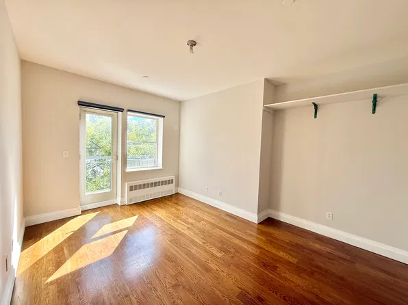 384 Maple Street image 1 of 20