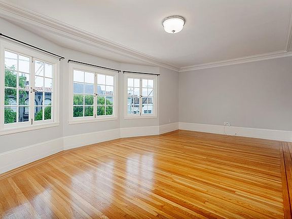 3rd image of 2667 Greenwich St