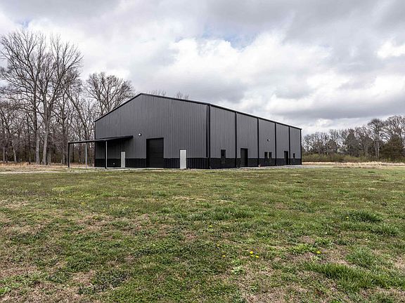 5th image of 251 Bartell Rd