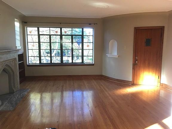2nd image of 6222 Nottingham Ave APT 2W