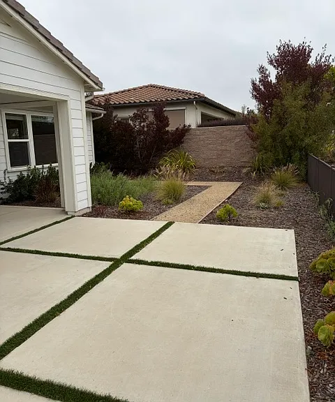 1194 Trail View Pl — Photo 18