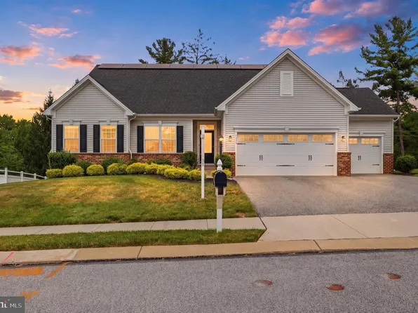 1013 Pin Oak Ln, York, PA 17403