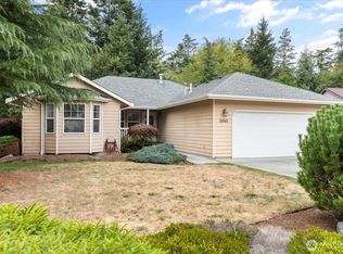 2042 Doe Dr, Oak Harbor, WA 98277
