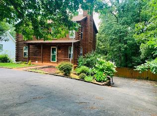 2439 Donna Dr, High Ridge, MO 63049