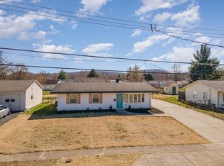 310 Weathervane Ln, Harrison, OH 45030