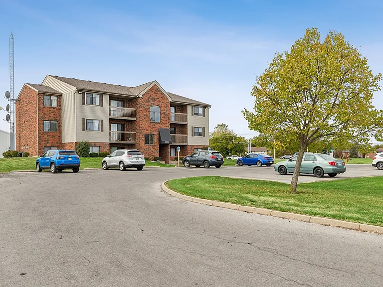 Ridge View Apartments — Photo 18