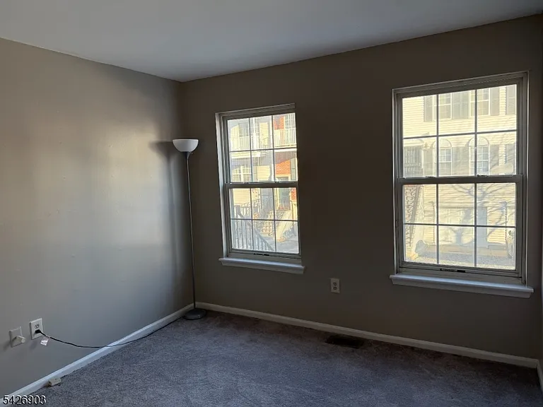 31 Marrow St — Photo 22