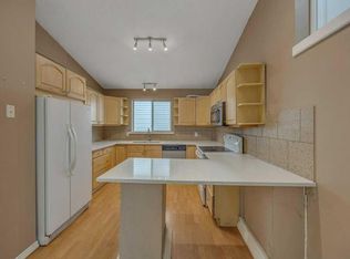 32 SE Martindale Blvd NE, Calgary, AB T3J 3H3