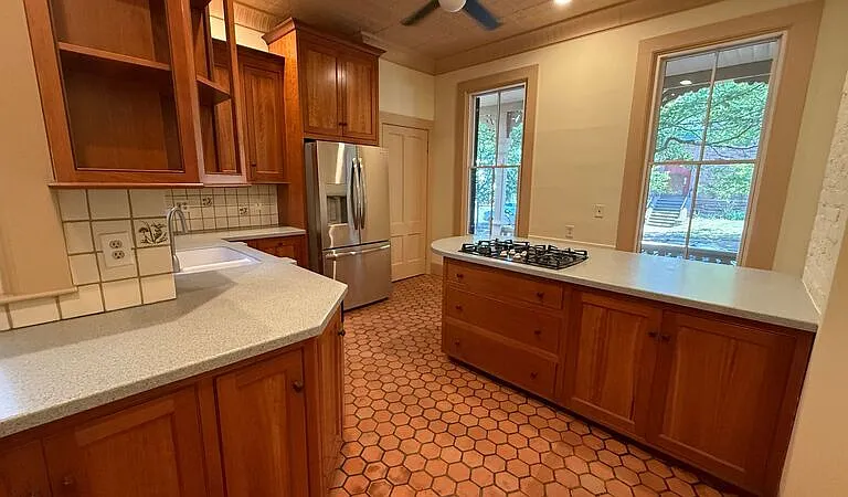 52 Mattoon St #1 — Photo 6