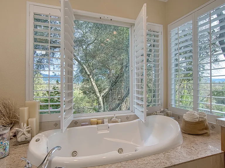 2703 Brush Creek Rd — Photo 43