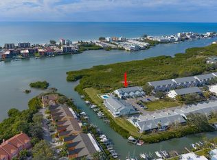 9434 Tara Cay Ct #25, Seminole, FL 33776