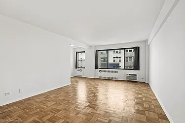 200 East 36th Street, #9F