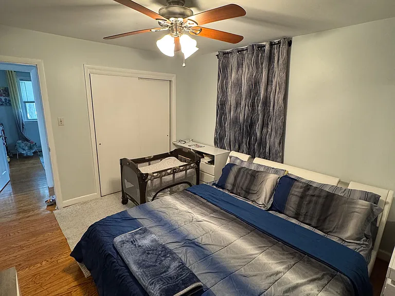 1439 Crawford Ave — Photo 10