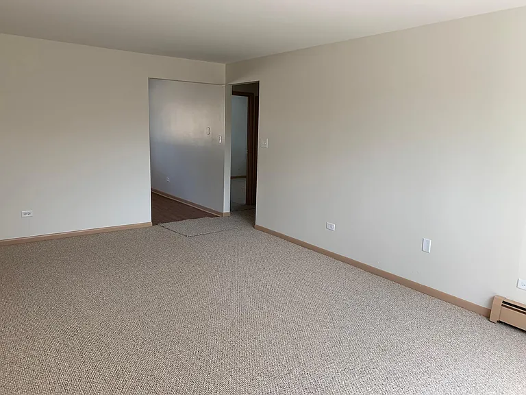 516 Schroeder Ave — Photo 4
