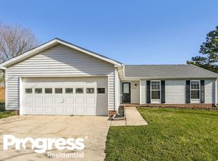 11438 Leadenhall Ln, Charlotte, NC 28262