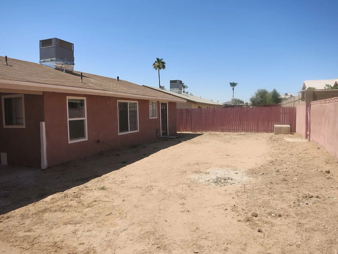 Hacienda Estates Three Bedroom Two Bath home Close to Hospital and Retail Stores — Photo 2